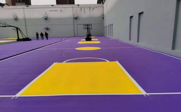 預(yù)制型塑膠籃球場(chǎng)