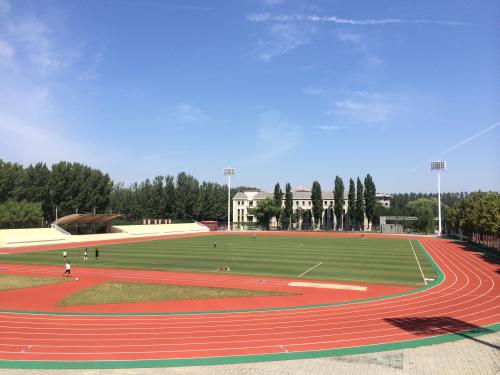 全鋼防靜電地板在各個(gè)行業(yè)中的應(yīng)用領(lǐng)域