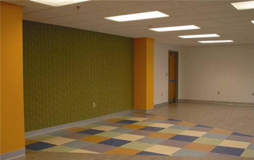 教你如何維護(hù)與保養(yǎng)人造草坪